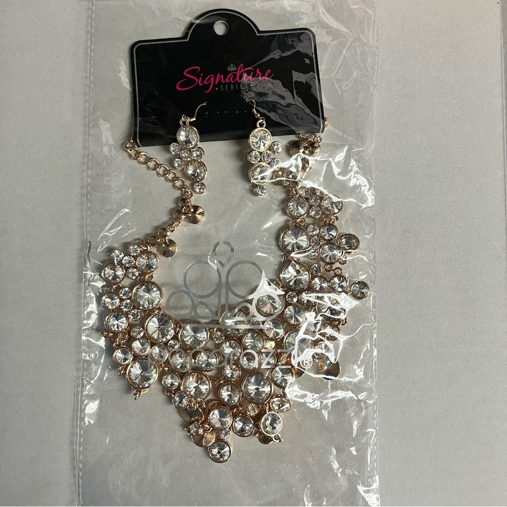 Paparazzi “The Rosa” Necklace Set - 2020 Zi Collection Signature Series NWT - Picture 8 of 8